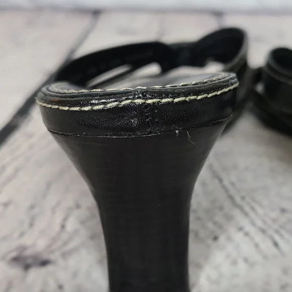 Cole Haan black leather strappy sandals, 9.5 - Picture 8 of 15